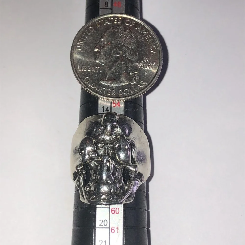 Size 8 Silver Tone Mens Skull Biker Bikercore Ring